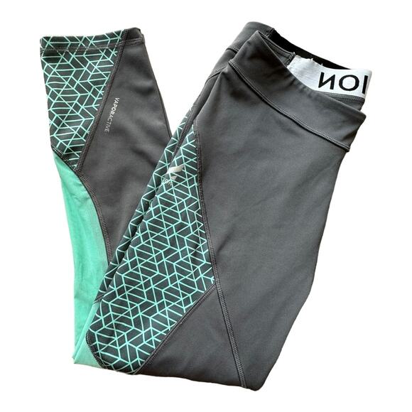 MISSION Women's Vaporactive Radiate Cropped Yoga Leggings bundle of two - Picture 5 of 11